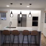 Cocina moderna a medida realizada por Carpintería Madermas en Denia